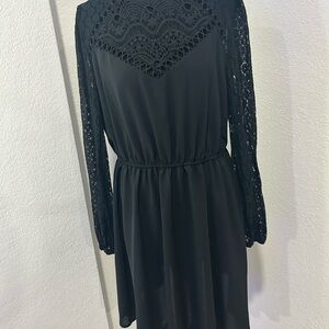 SHEIN Black Lace Sleeve Mini Dress